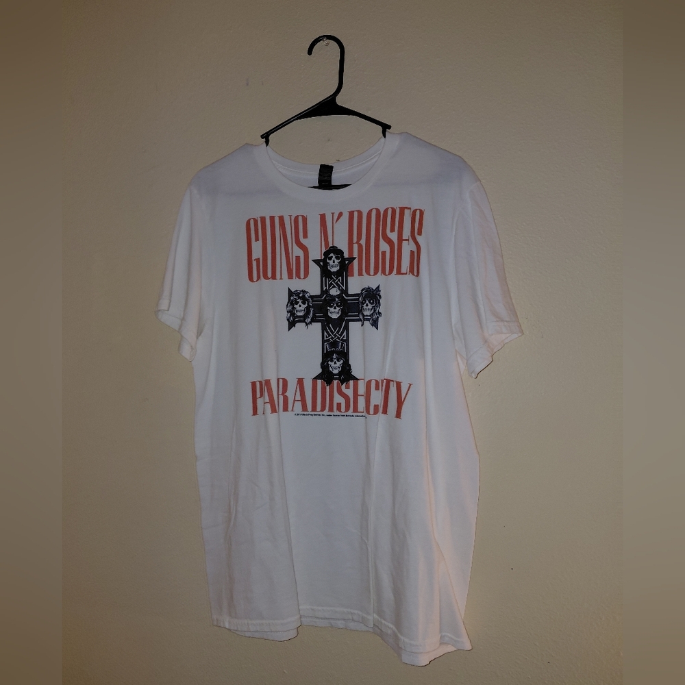 Guns N' Roses White Paradise City Tshirt.
